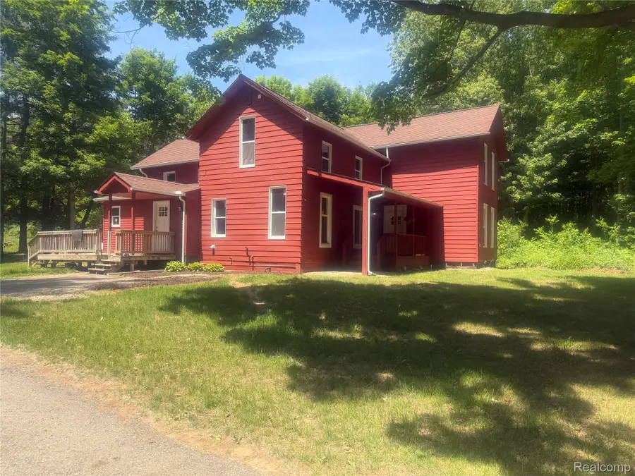 8566 Fostoria Road, Fostoria, MI 48435 - #2