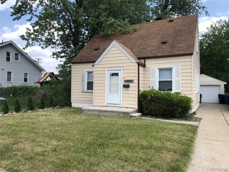 19384 Norborne, Redford, MI 48240 - #2