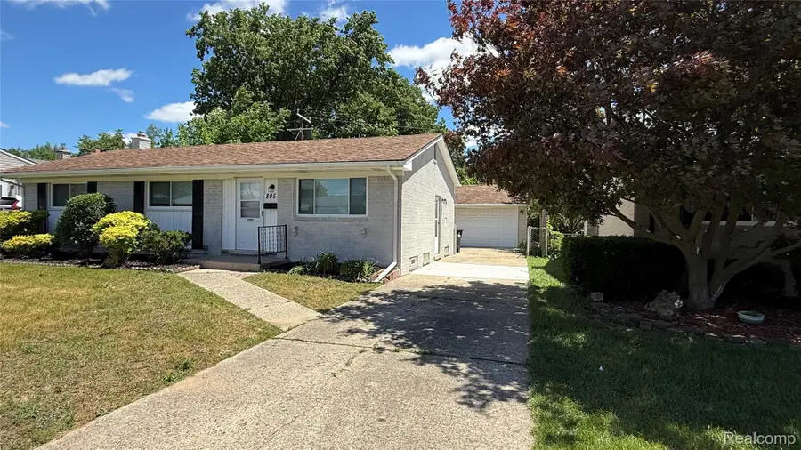 805 S Carlson Street, Westland, MI 48186 - #2