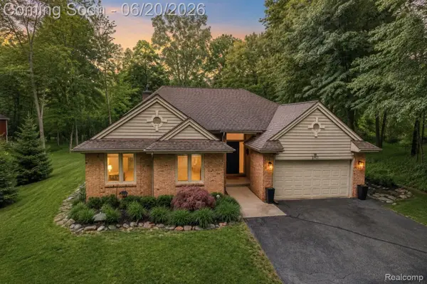 5901 Ford Road, CommerceTwp, MI 48382