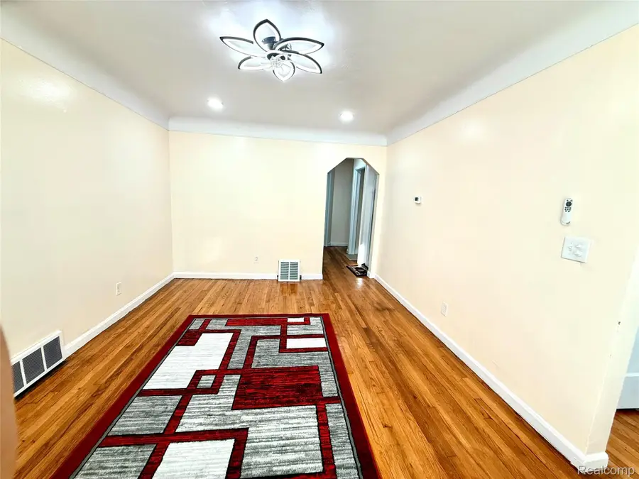 19642 Hasse Street, Detroit, MI 48234 - #2