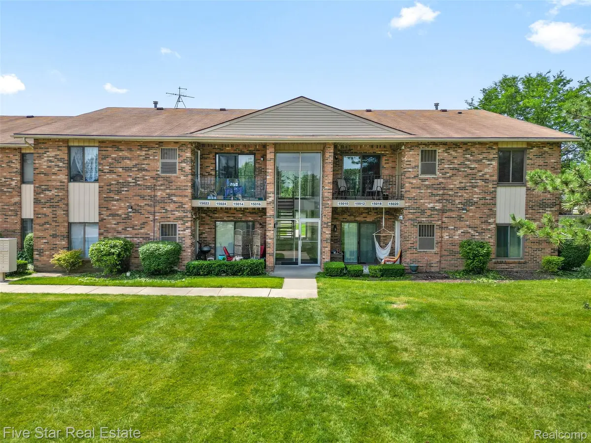 15012 Island Drive, Sterling Heights, MI 48313 - #1