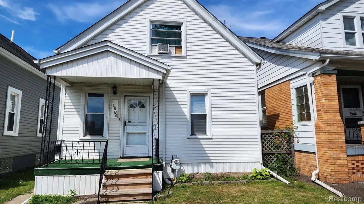 11685 Mitchell St Street, Hamtramck, MI 48212 - #1