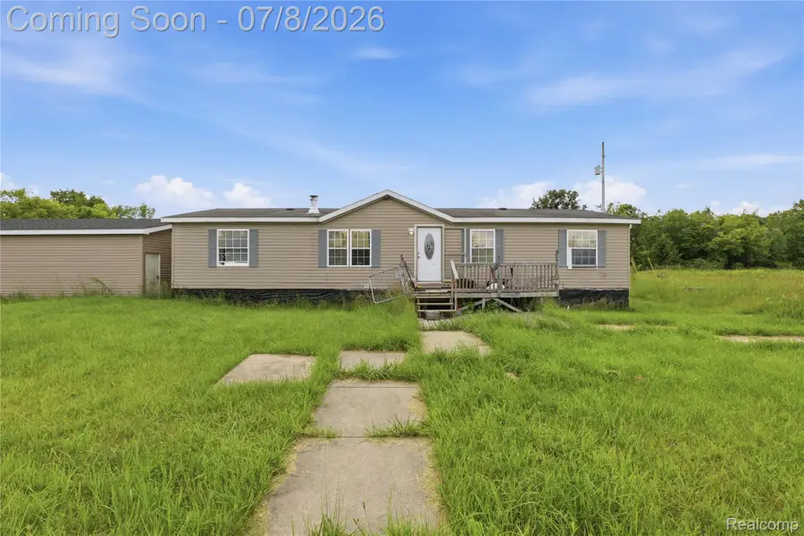 253 Park Street, Gaines, MI 48436 - #3