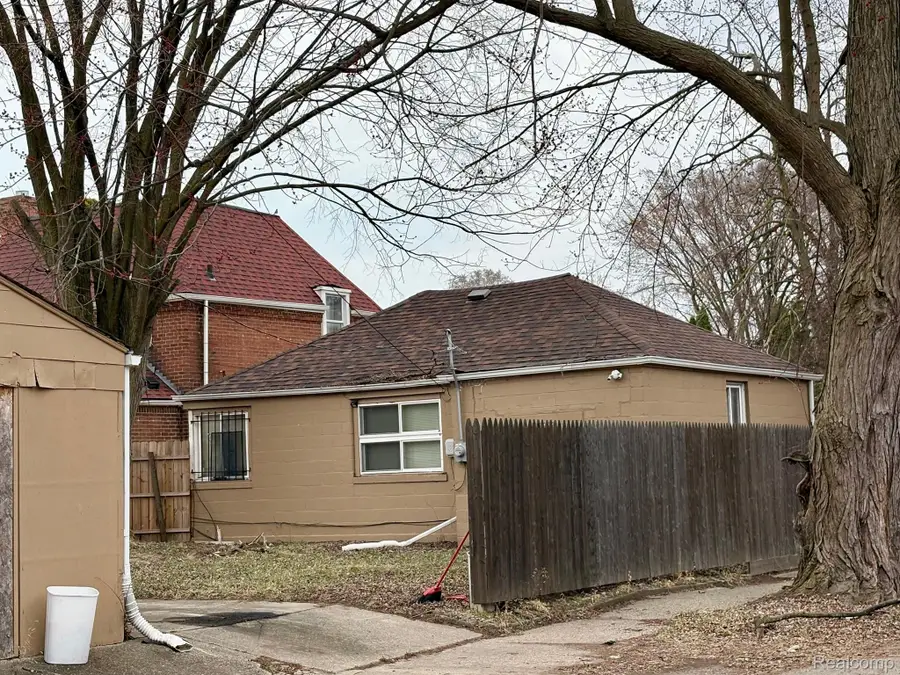 11205 Kennebec Street, Detroit, MI 48205 - #3