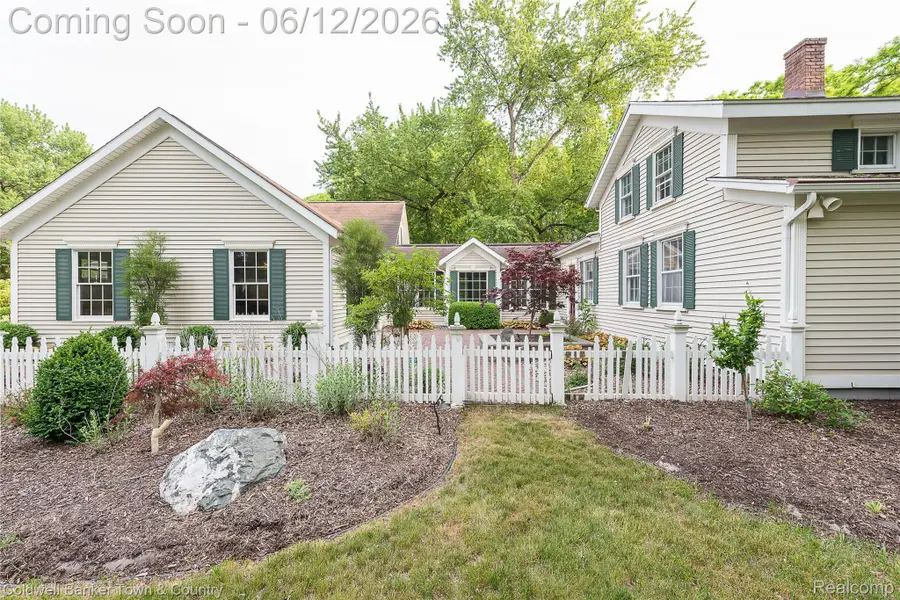 10196 Faussett Road, Fenton, MI 48430 - #3