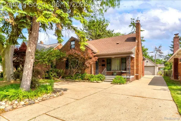 3015 Bembridge Road, RoyalOak, MI 48073