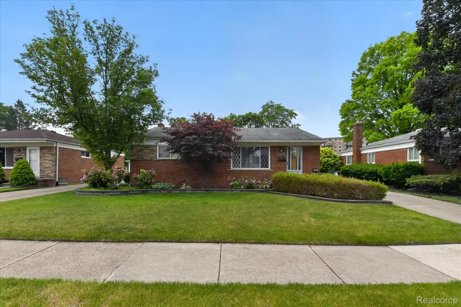 1616 Connie Avenue, Madison Heights, MI 48071 - #2