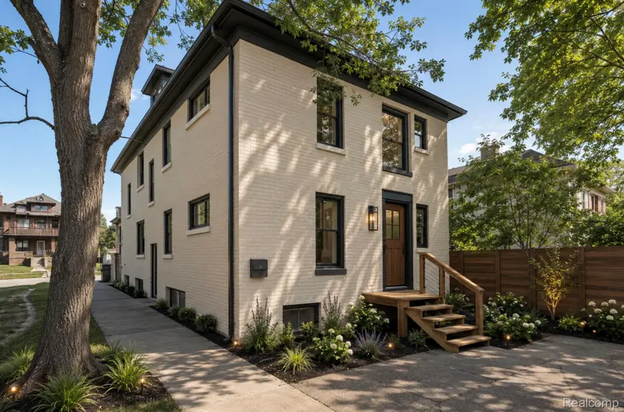 2488 W Buena Vista Street, Detroit, MI 48238 - #2