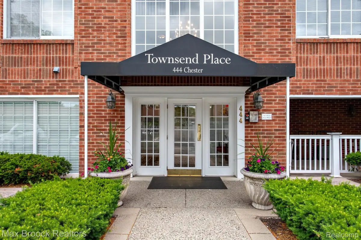 444 Chester Street #420, Birmingham, MI 48009 - #1