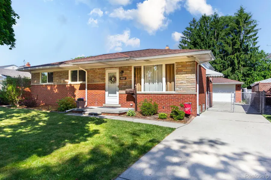 4062 Lexington Drive, Trenton, MI 48183 - #2