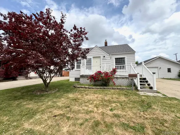 25680 Send Street, Roseville, MI 48066