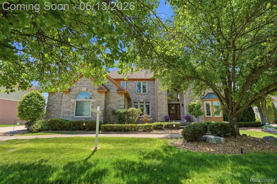 2935 Ivy Hill Drive, Commerce Township, MI 48382 - #2