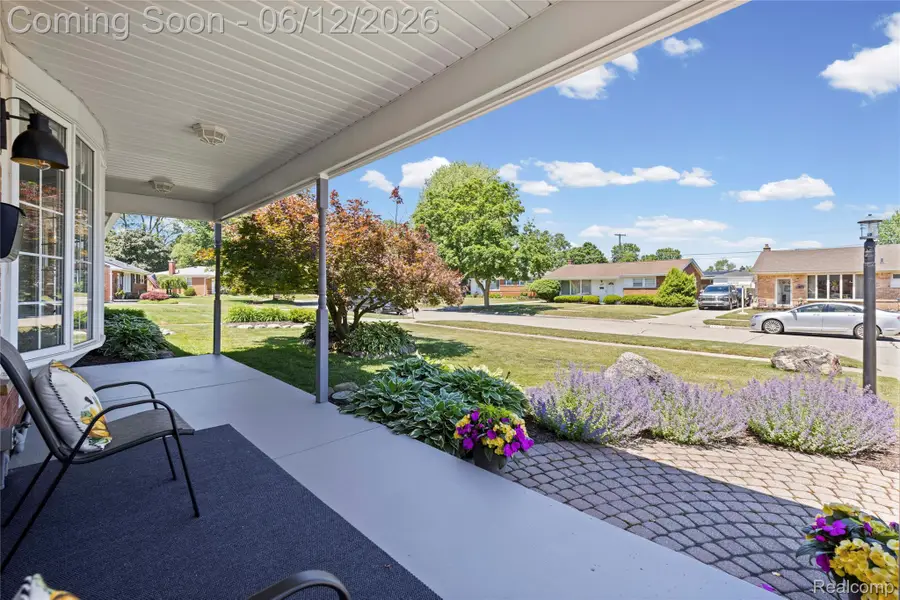 35481 Hathaway Street, Livonia, MI 48150 - #3