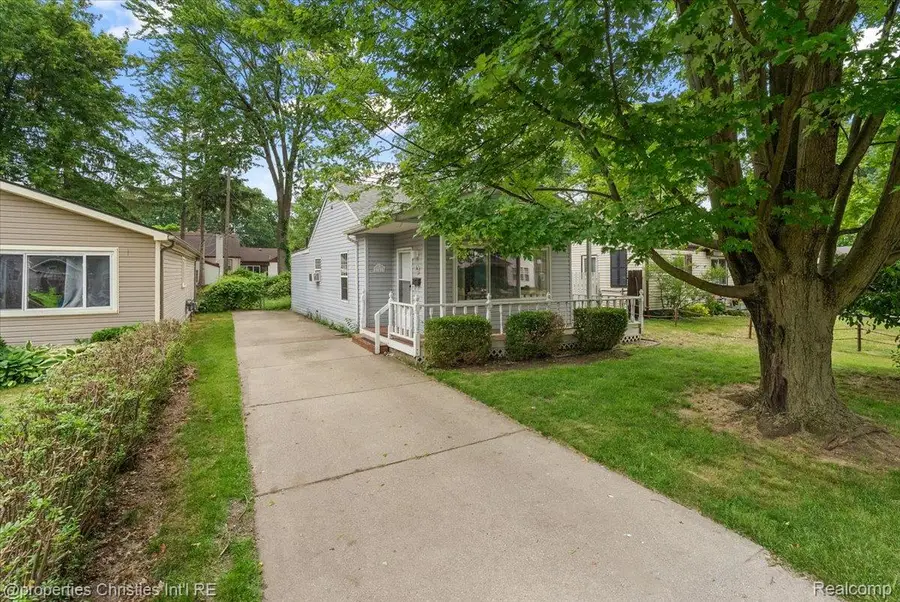27428 Townley Street, Madison Heights, MI 48071 - #3
