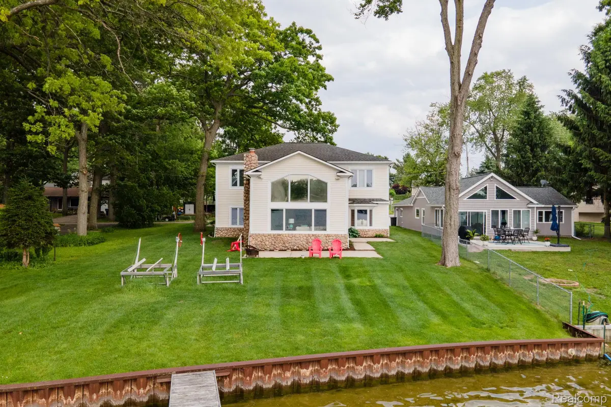 3831 Woodland Drive, Highland, MI 48356 - #1