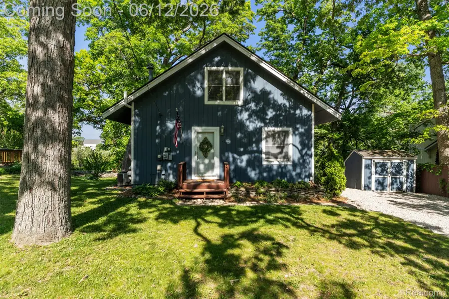 920 Hickory Ridge Circle, Milford, MI 48380 - #3