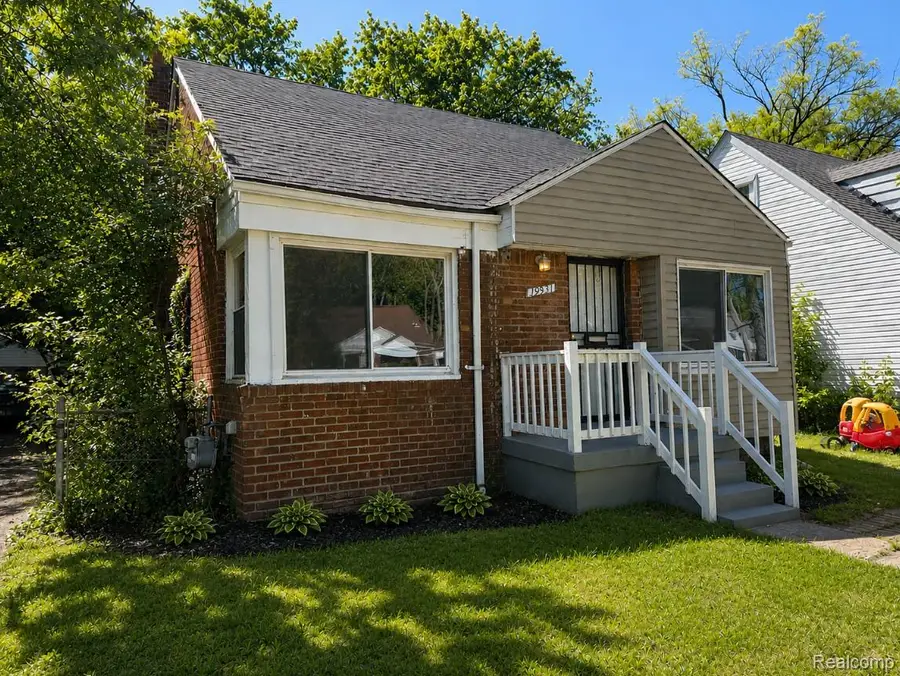 19931 Oakfield Street, Detroit, MI 48235 - #2