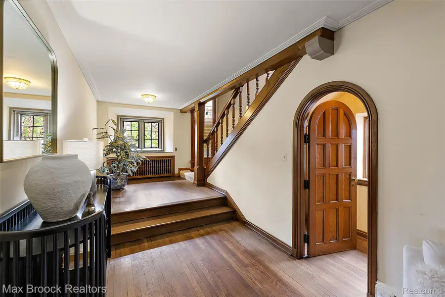 65 Lone Pine Road, Bloomfield Hills, MI 48304 - #2