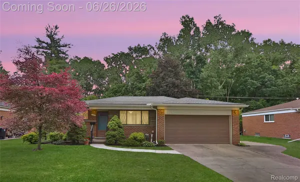 14628 Yale Street, Livonia, MI 48154