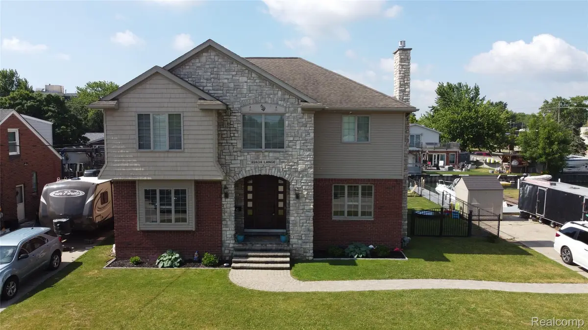 22434 Lange Street, Saint Clair Shores, MI 48080 - #1