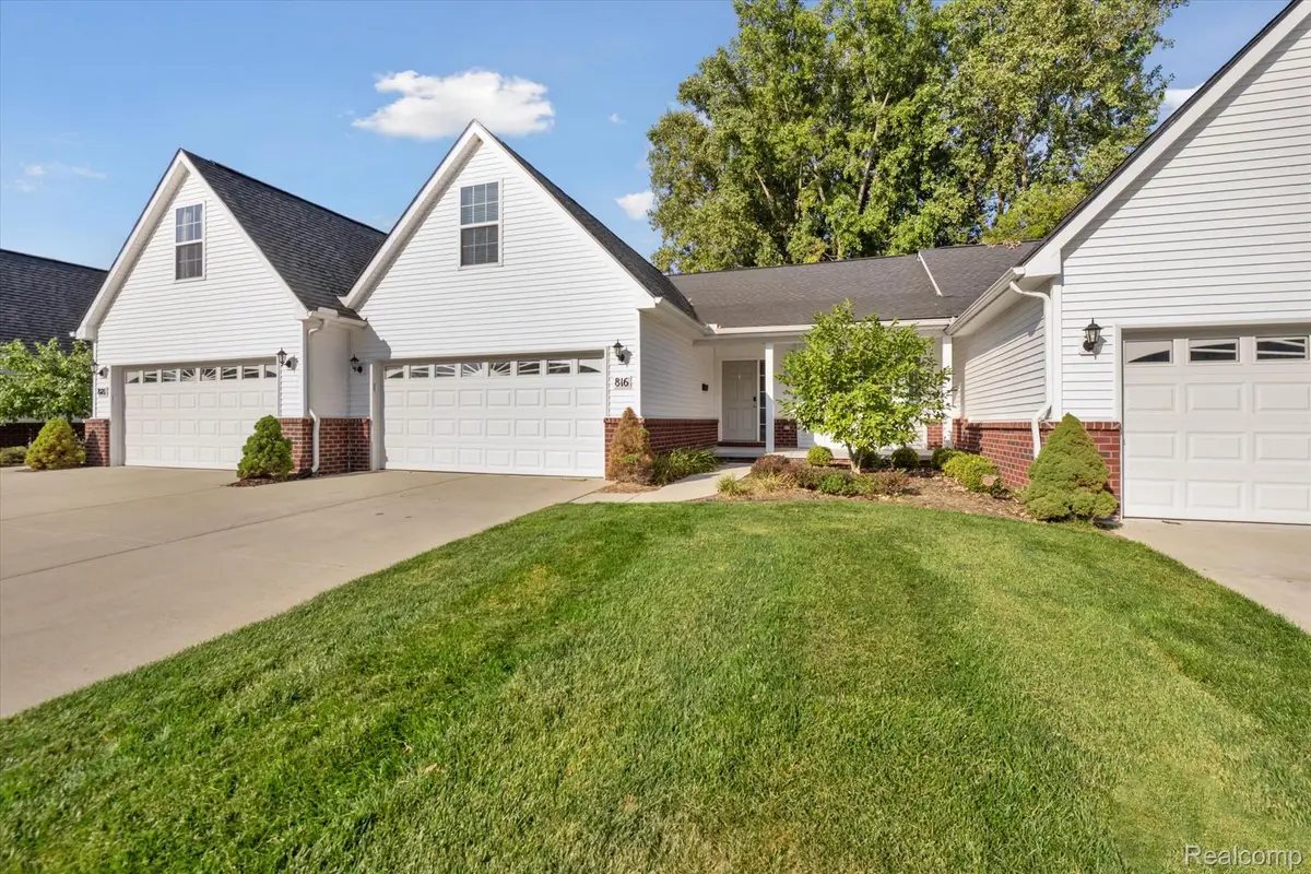 816 Nelsons Ridge Drive, Howell, MI 48843 - #1