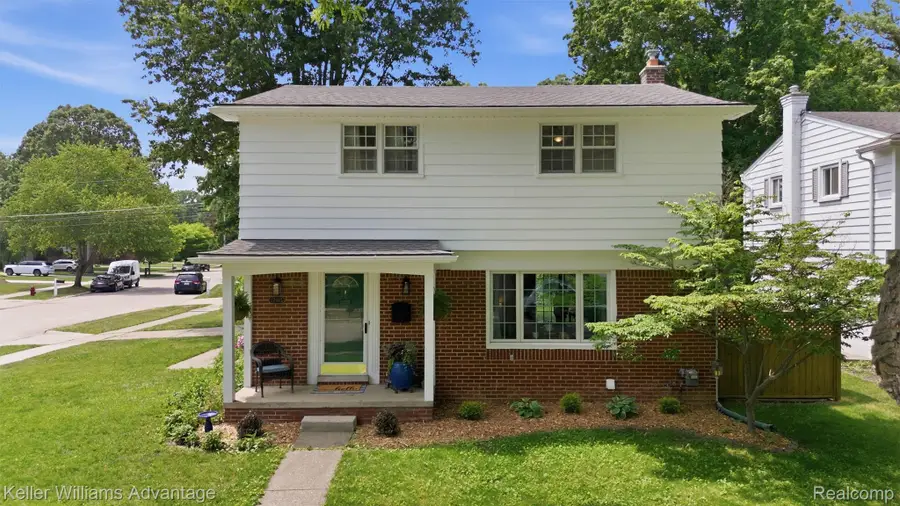 17415 Sunset Street, Livonia, MI 48152 - #3