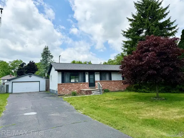2830 Hessel Avenue, RochesterHills, MI 48307