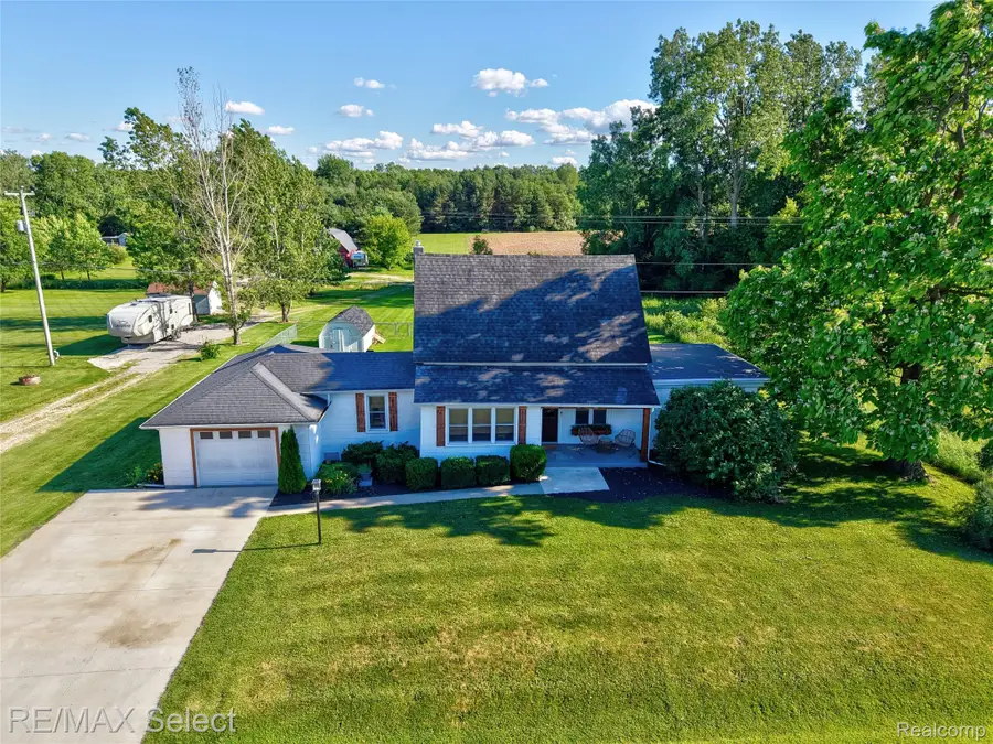 10469 W Pierson Road, Flushing, MI 48433 - #2