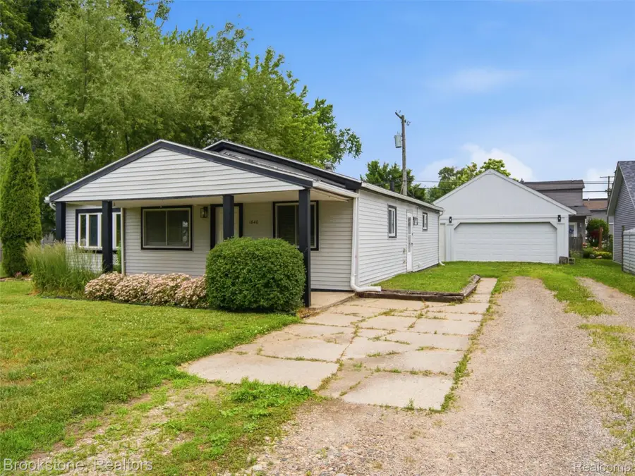 1840 S Lake Court, Novi, MI 48377 - #2
