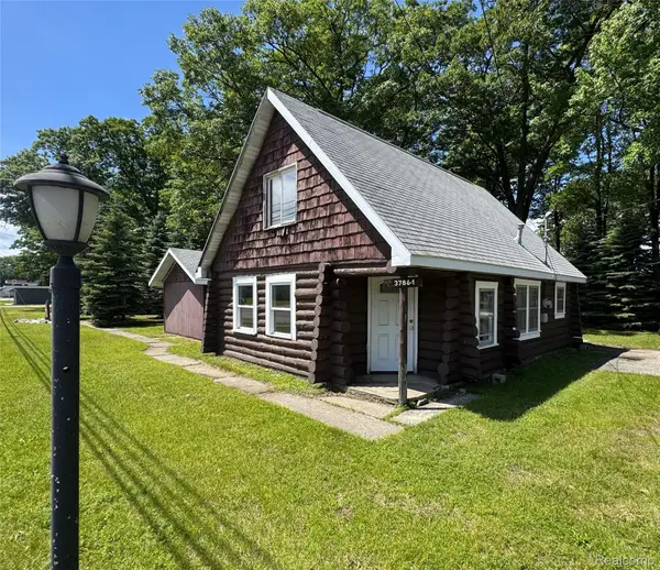 3786 #12 & # 13 W Houghton Lake Drive, HoughtonLake, MI 48269