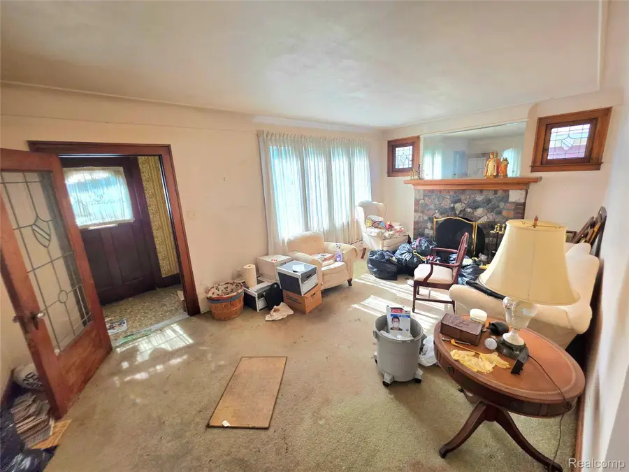 7836 Theisen Street, Dearborn, MI 48126 - #3