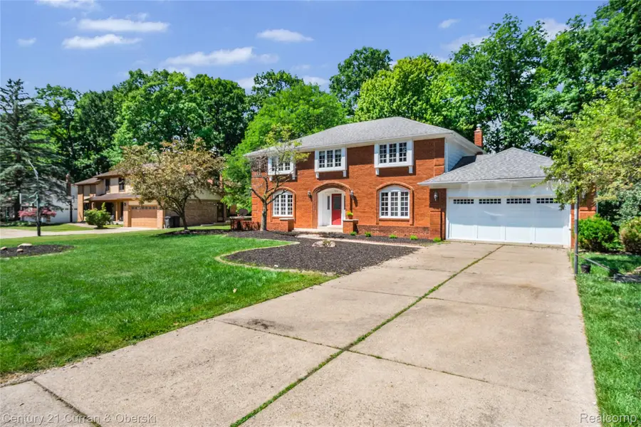 5994 Glen Eagles Drive, West Bloomfield, MI 48323 - #3