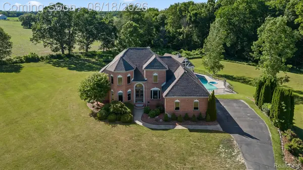 5715 Crest Court, Dexter, MI 48130