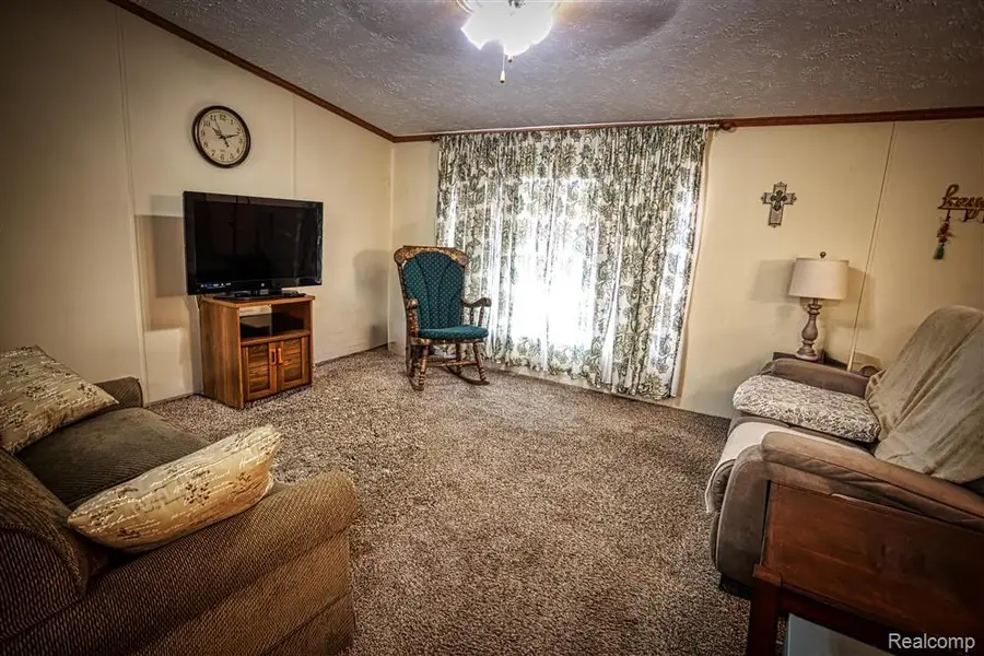 2670 Biscayne Court, Lapeer, MI 48446 - #3