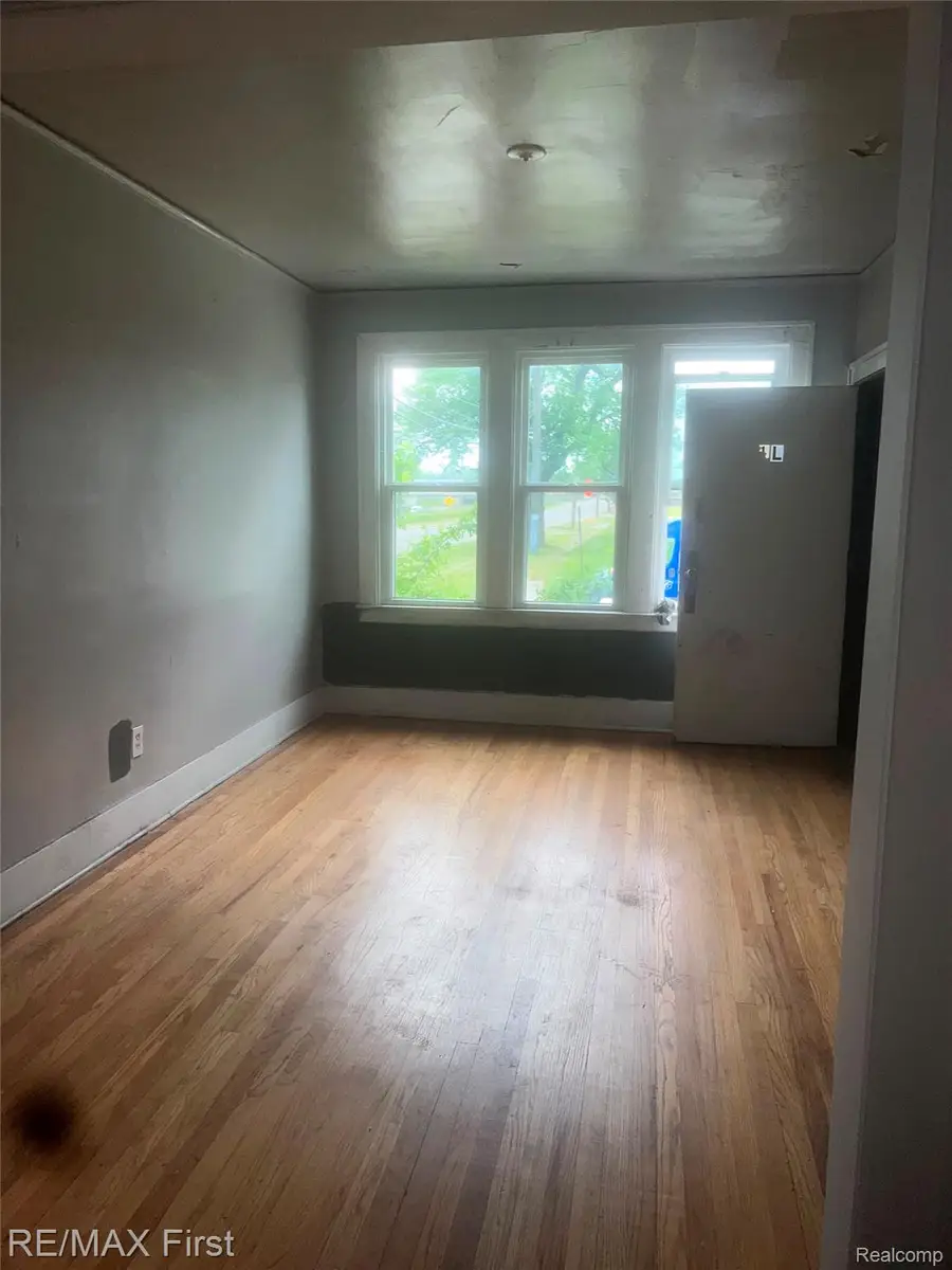 6400 Seminole Street, Detroit, MI 48213 - #3