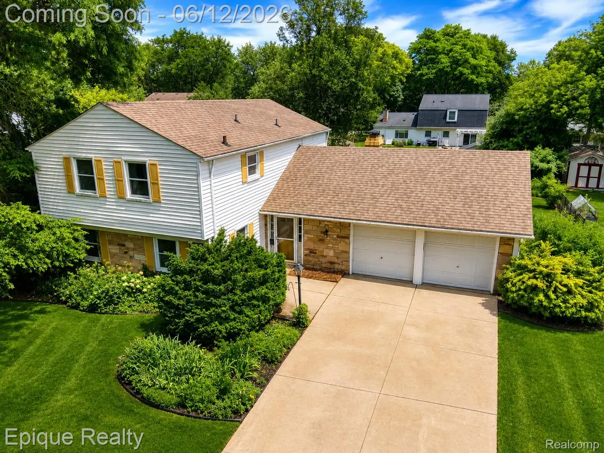 4856 Danbury Drive, Troy, MI 48085 - #1