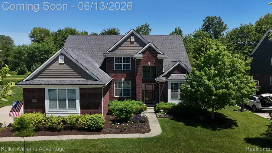 23740 Stoneleigh Drive, South Lyon, MI 48178 - #2