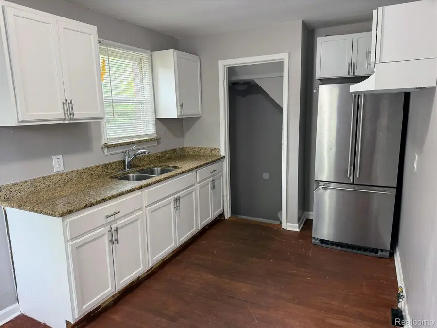 14903 Woodmont Avenue, Detroit, MI 48227 - #3