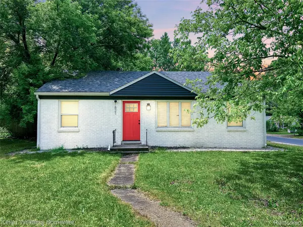 1821 Nazareth Road, Kalamazoo, MI 49048
