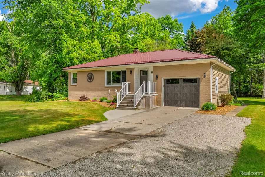 2640 Huckleberry Lane, Port Huron, MI 48060 - #3
