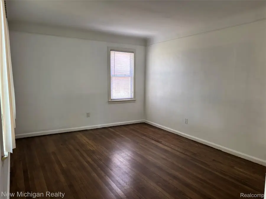 9919 Merriman Road, Livonia, MI 48150 - #2