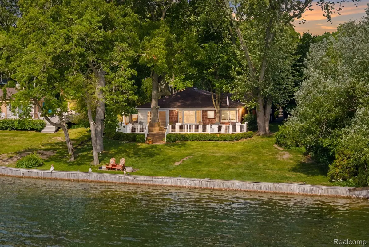 3080 Jackson Boulevard, Highland, MI 48356 - #1