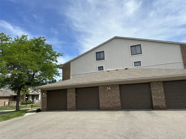 6669 Maple Lakes Drive, WestBloomfield, MI 48322
