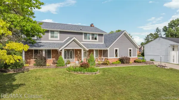5651 Warrenshire Drive, WestBloomfield, MI 48322