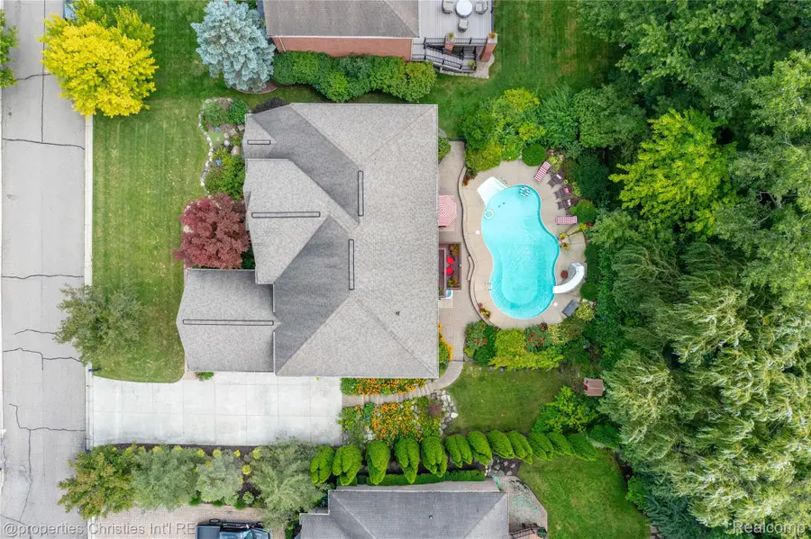 32405 Maria Court, Livonia, MI 48152 - #3