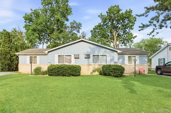 625 S 11th Street, StClair, MI 48079