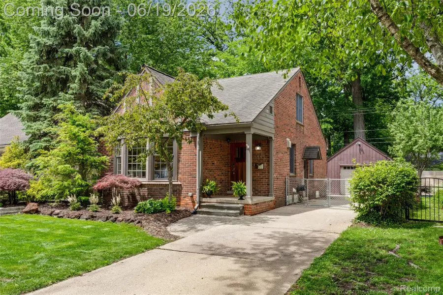 1113 Fernwood Road, Royal Oak, MI 48067 - #2