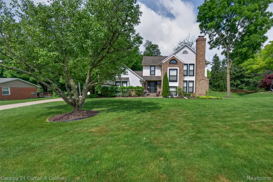 30999 Sudbury Street, Farmington, MI 48331 - #2