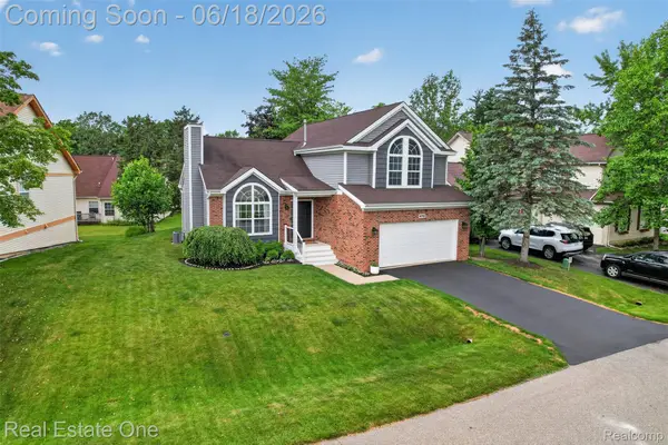 475 Court Lane, Howell, MI 48843